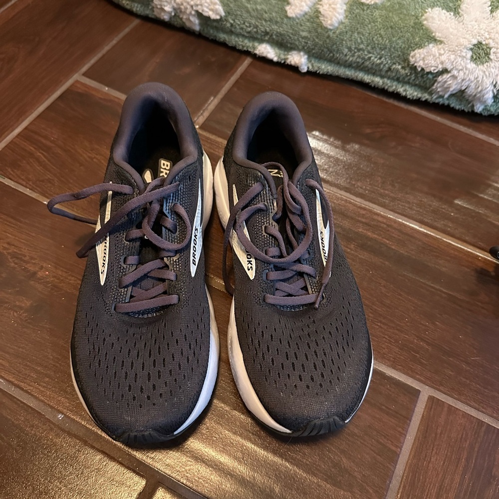 Brooks Women’s Black and White Athletic Running Shoes